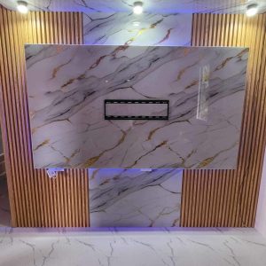 Panneau PVC marbre p4 blanc doré 244x122 – Image 3