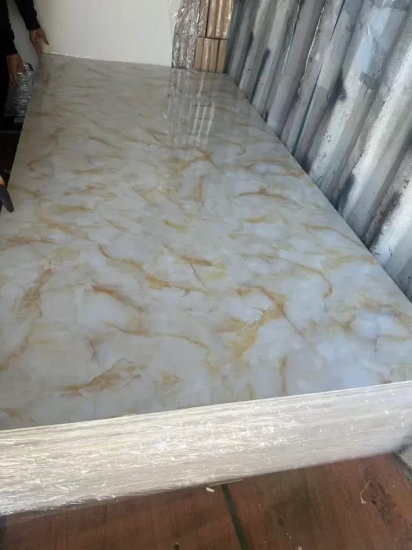 Panneau Décoratif PVC Marbre blanc  doré 244x122 cm